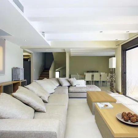 Sleeps 10 With Pool Air Con And Wifi * Lindos (Rhodes)