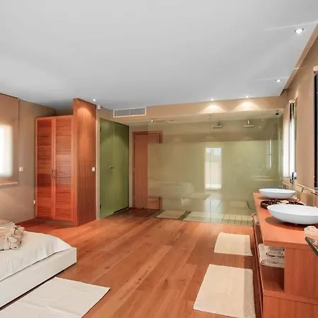 Sleeps 10 With Pool Air Con And Wifi Lindos (Rhodes)