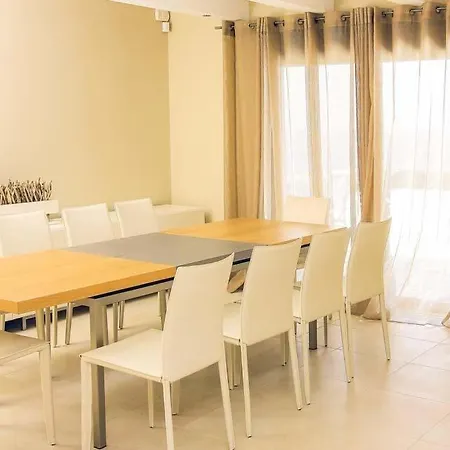 Villa Sleeps 10 With Pool Air Con And Wifi Líndos